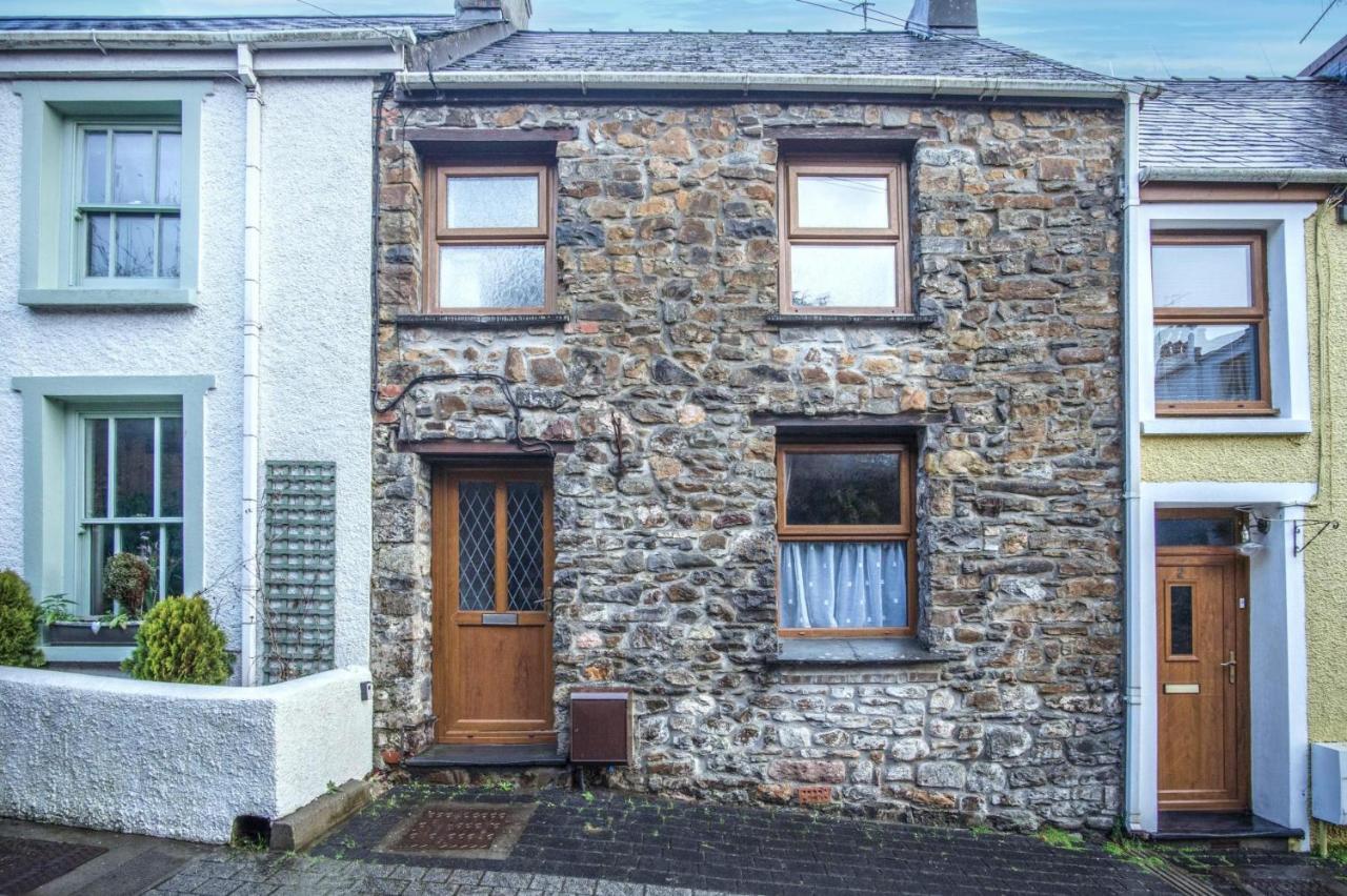Church Terrace - 3 Bedroom Cottage - 손더스풋 외부 사진